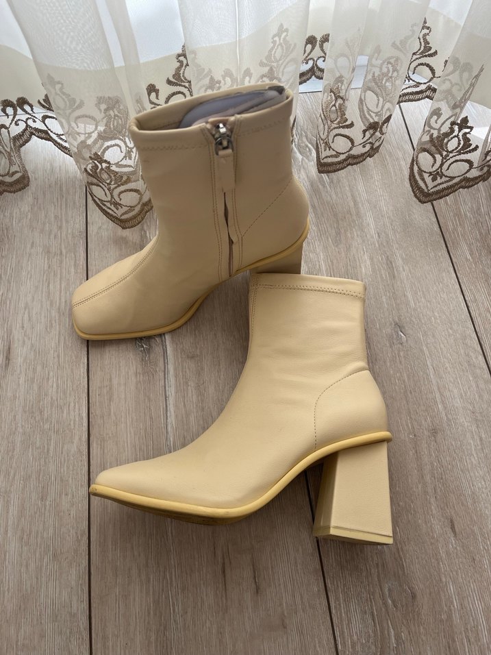 Pull and Bear topuklu bot - Görsel 3