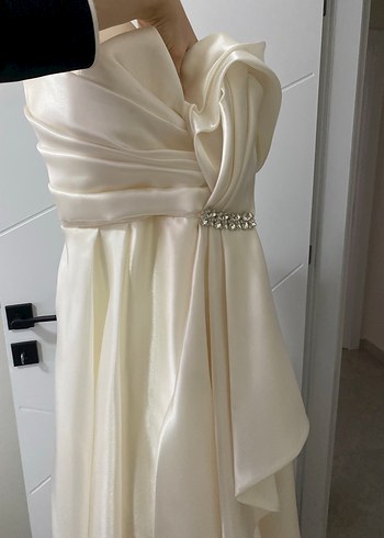 Beyaz Straplez abiye - Görsel 2