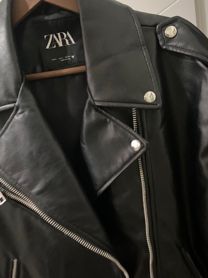 Zara Siyah Deri Biker Ceket - Görsel 3