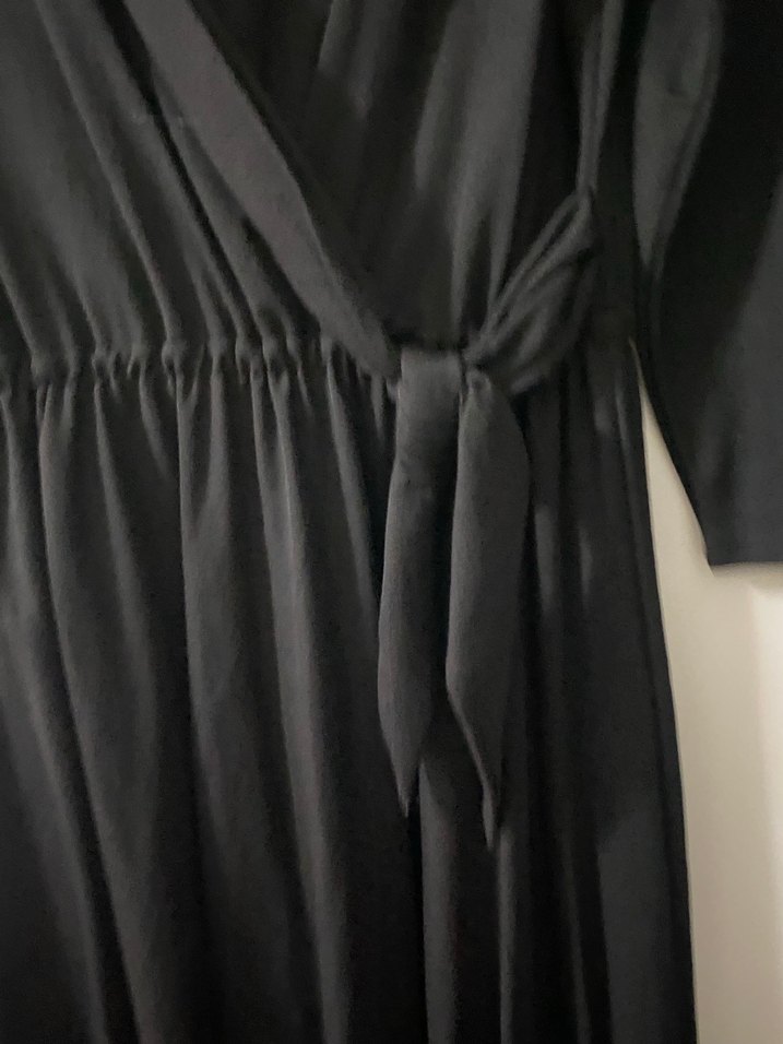 Siyah Uzun Drapeli V Yaka Elbise - Görsel 2