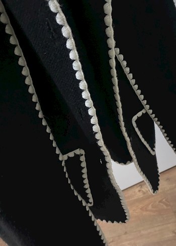 Düğmeli Siyah Kadın Yün Kaban - Görsel 4