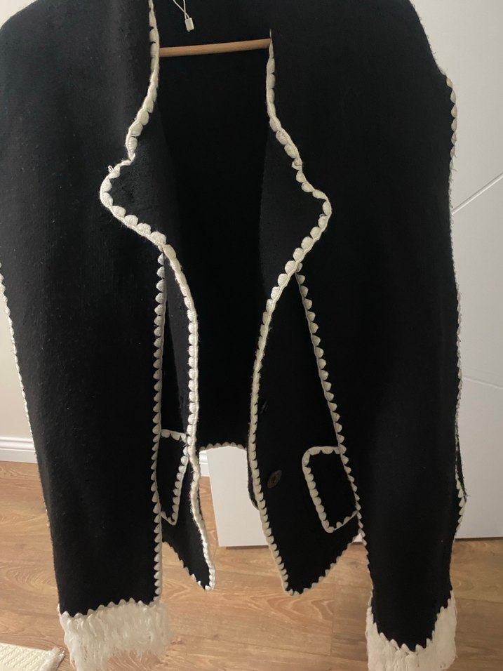 Düğmeli Siyah Kadın Yün Kaban - Görsel 2