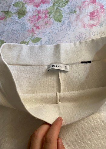l Beden Kadın Beyaz Pilili Midi Kumaş Pantolon