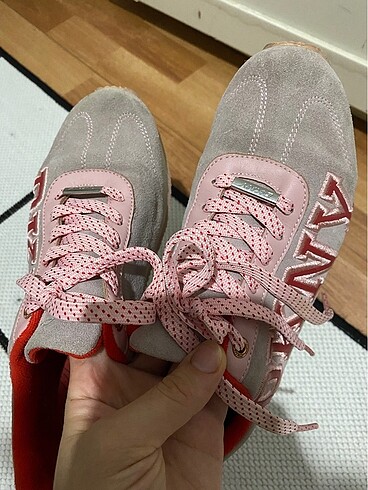 39 Beden pembe Renk DKNY SPOR AYAKKABI