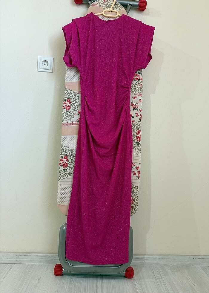 Pembe parıltılı elbise - Görsel 2