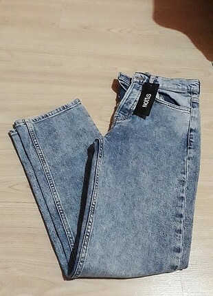 Mom Jean