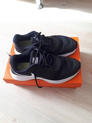Nike spor ayakkabı 