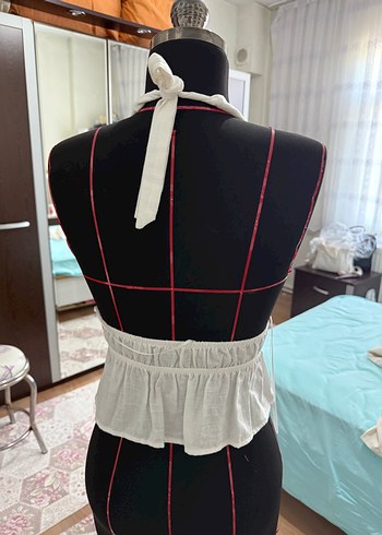 Addax Beyaz V Yaka Kısa Crop Top
