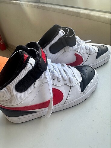 35 Beden Nike spor ayakkabı