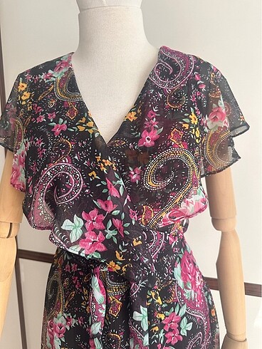Batik Batik şifon elbise