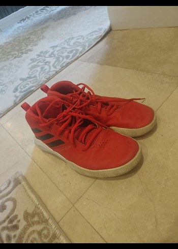 Kırmızı Bağcıklı Basketbol Ayakkabısı - Görsel 4