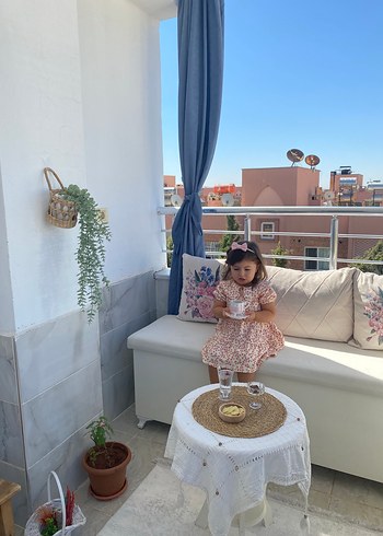 LC Waikiki Pembe Pofuduk Kız Çocuk Elbisesi V Yakalı