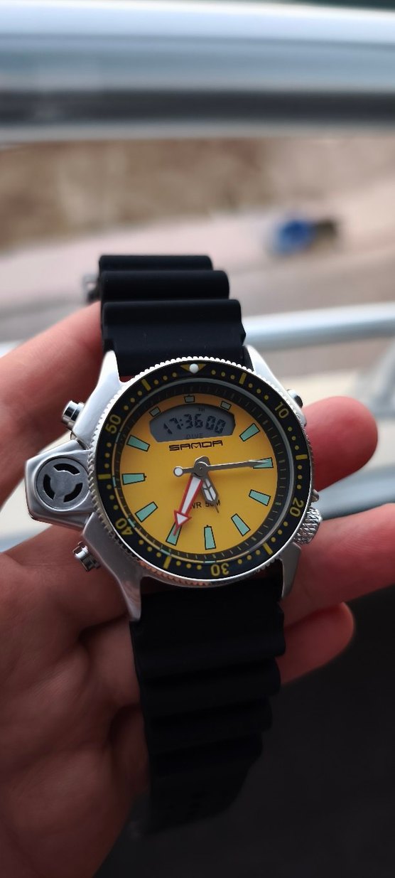 Sarı Renk Dijital Analog Erkek Saat. sifirdir - Görsel 2