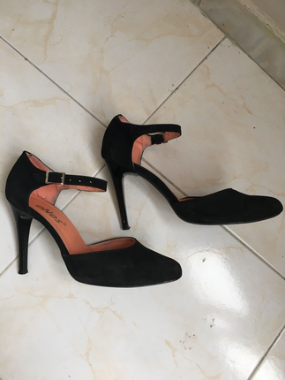 38 Beden Kemerli topuklu stiletto