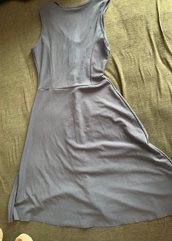 Düğmeli V Yakalı Midi Boy Mavi Kadın Elbise - Görsel 3