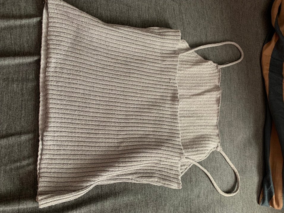 Kadın Gri İnce Askılı simli triko üst - Görsel 3