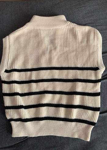 Yarım Fermuarlı Örgü Kolsuz Beyaz Kazak Süveter - Görsel 2