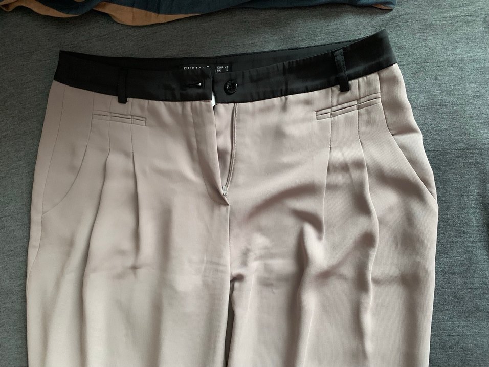 Bej Düşük Bel Rahat Kesim Kadın KumaşPantolon - Görsel 2