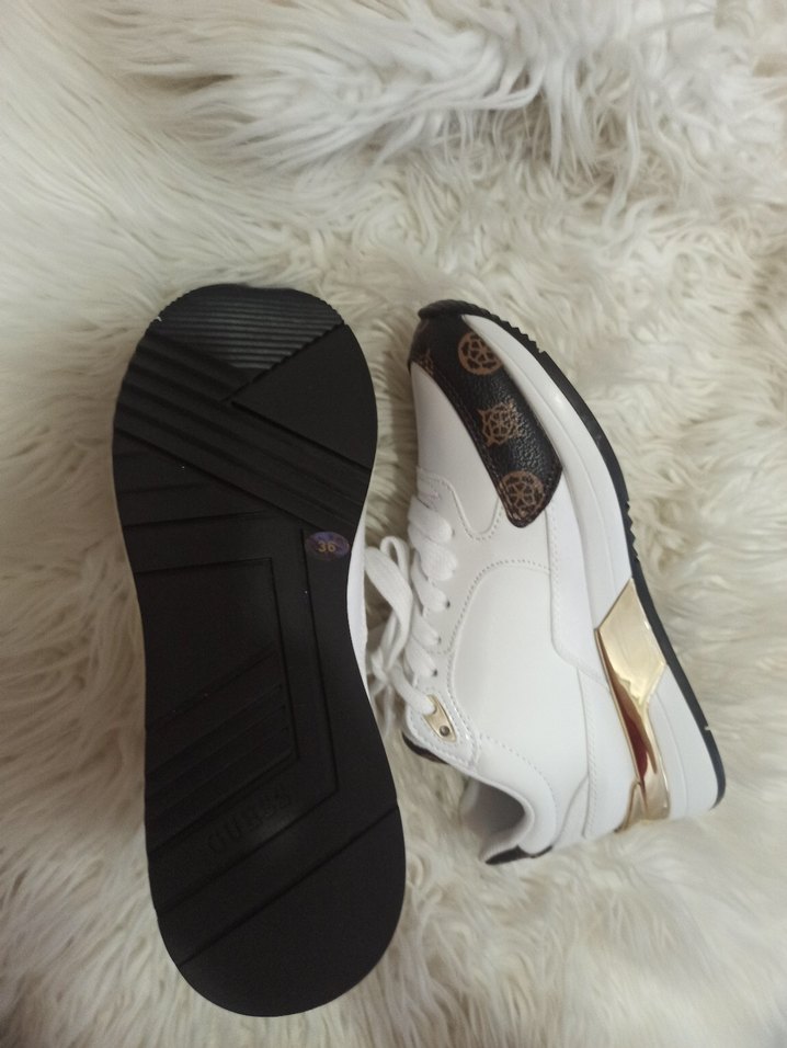 Guess Kadın Beyaz Yüksek Tabanlı Spor Ayakkabı - Görsel 3