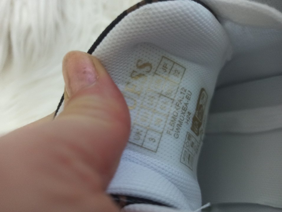 Guess Kadın Beyaz Yüksek Tabanlı Spor Ayakkabı - Görsel 5