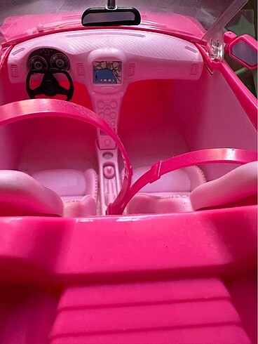  Barbie araba