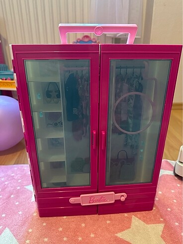 Barbie gardırobu