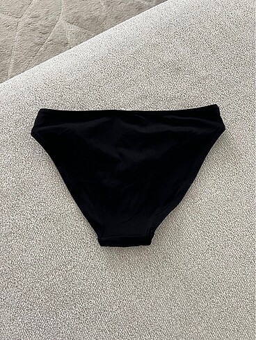 38 Beden siyah Renk Bikini altı