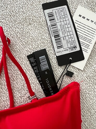 Trendyol & Milla Etiketli bikini üst