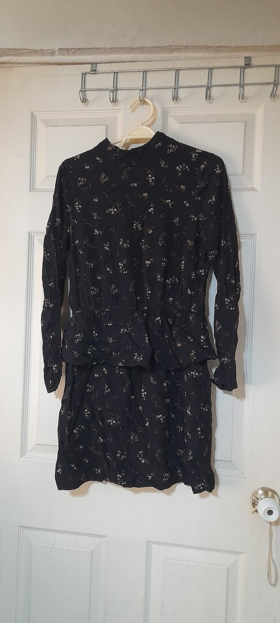 H&M kısa elbise - Görsel 2