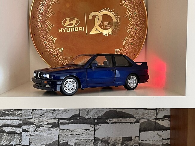1/24 BMW E30 M3