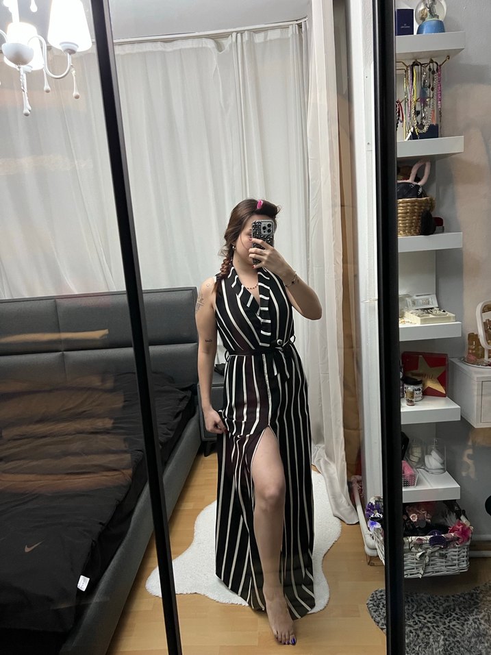 Siyah Çizgili Uzun Askılı Elbise - Görsel 2