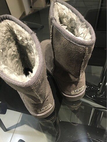 37 Beden Ugg gunluk botu