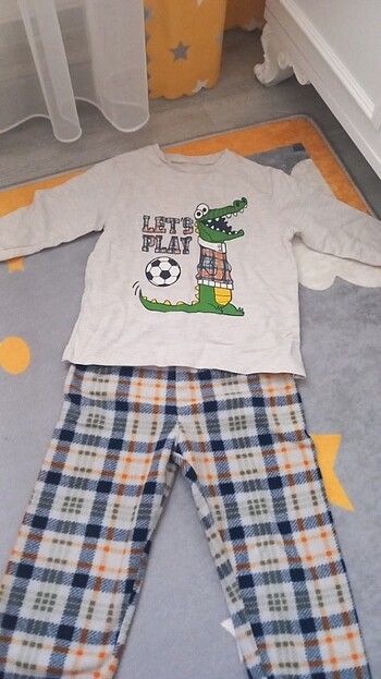 Erkek bebek pijama takım 