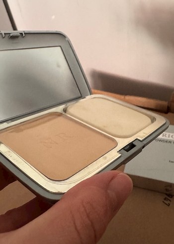 Nına rıccı Kompakt Pudra - Görsel 2