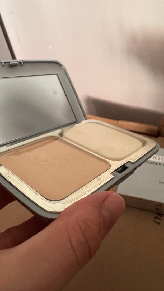 Nına rıccı Kompakt Pudra - Görsel 2