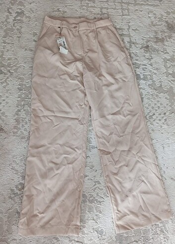 xl Beden ten rengi Renk Trendyol pallazo pantolon 