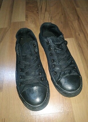 Diğer Kadın Convers