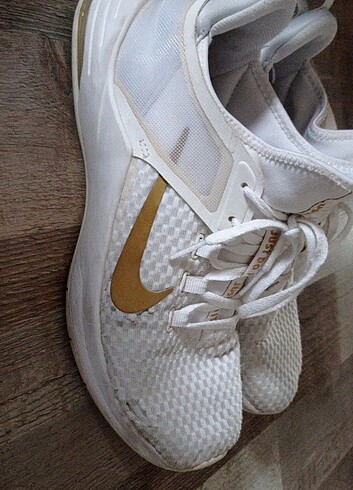 40 Beden Nike Koşu Ayakkabısı
