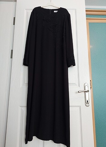 52 Beden siyah Renk Çözgü krep şık tesettür elbise 