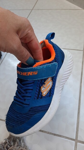 27 Beden mavi Renk Skechers spor ayakkabı 
