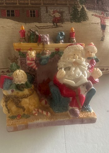 Renkli Noel Baba ve Çocuk Figürü - Görsel 4