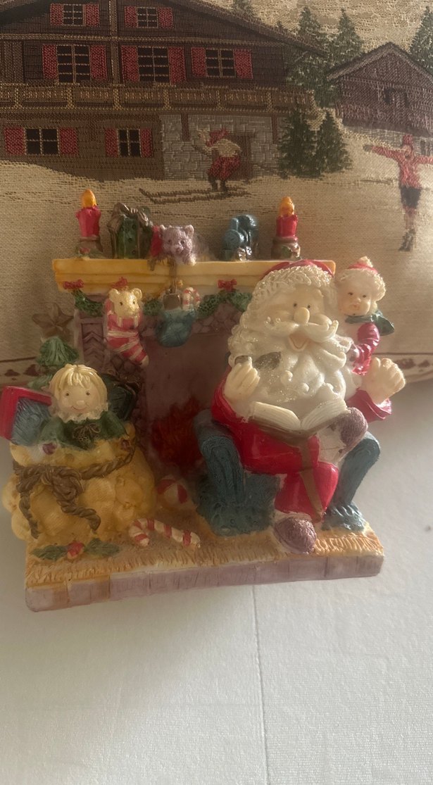 Renkli Noel Baba ve Çocuk Figürü - Görsel 4