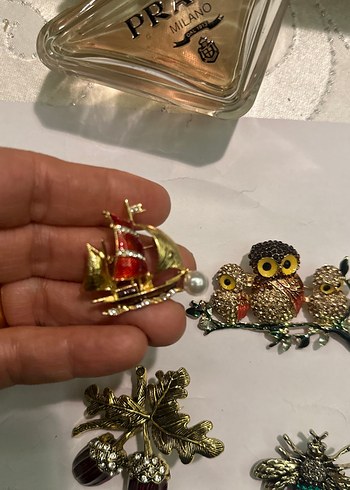 Renkli İşlemeli Payetli çeşitli Broş - Görsel 6