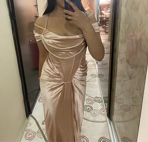 Diğer Elbise (söz, nişan, mezuniyet, nikah, gece elbise)