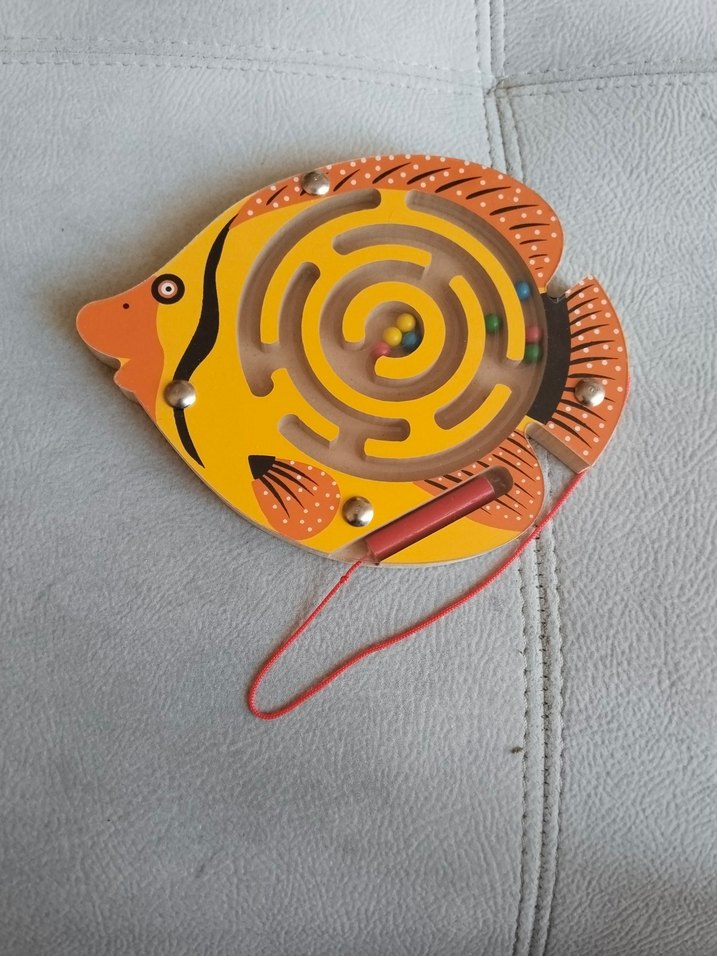 Renkli Balık Şekilli Manyetik Labirent Oyuncak - Görsel 2