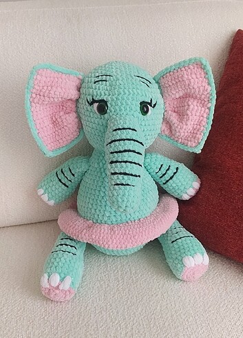 Diğer Amigurumi fil