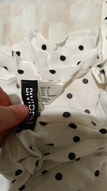 m Beden H&m puantiyeli elbise