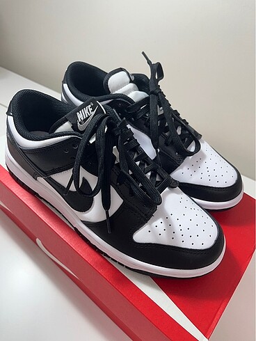Dunk low panda