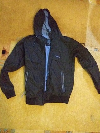 pull and bear yağmurluk 