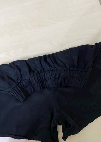 Siyah Rahat Kesim Mini Şort - Görsel 4